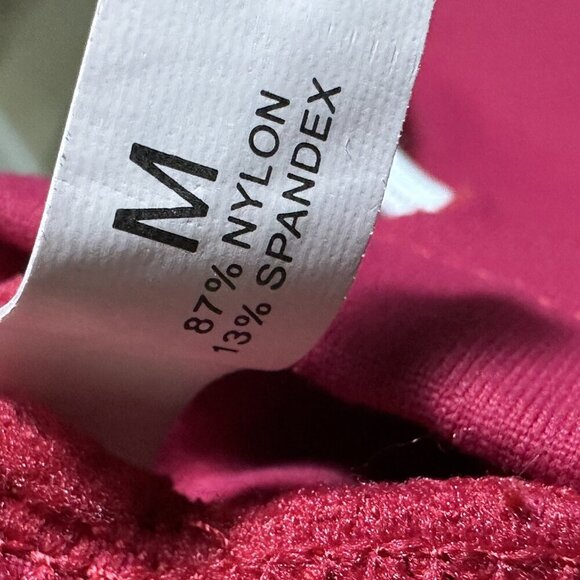 NVGTN Joggers Sz M Ruby Red Women’s Drawstring Tapered High Rise Sporty Gym - Picture 9 of 9